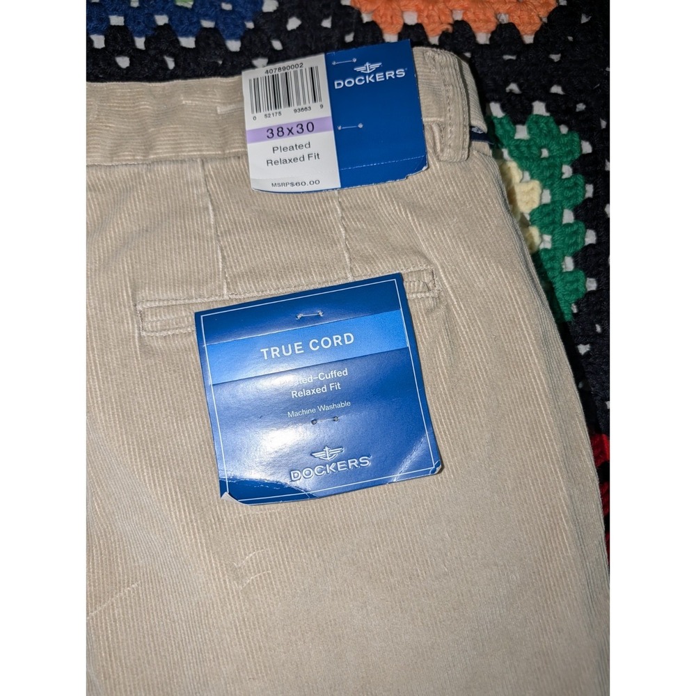 Dockers Pleated Relaxed Fit Corduroy Pants Mens 38x30 Tan Khaki Y2K Baggy NWT - Picture 12 of 14